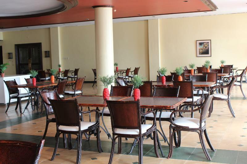 Vista Mar Beach Resort And Country Club Μακτάν Εξωτερικό φωτογραφία